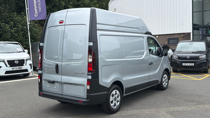 Renault Trafic Swb Diesel SH30 Blue dCi 150 High Roof Advance [Safety] Van - Image 10